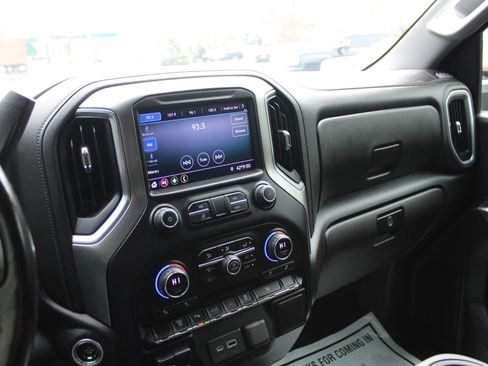 Used 2021 Chevrolet Silverado 3500 LT w/ Texas Edition image 12