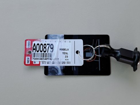 Used 2023 Tesla Model X image 39