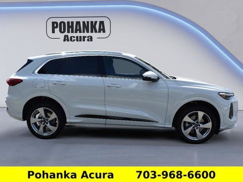Used 2025 Audi Q5 Premium Plus AWD/4WD image 8