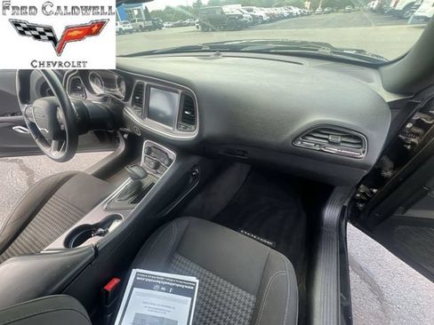 Used 2015 Dodge Challenger SXT w/ Super Sport Group (SS/T) RWD image 32