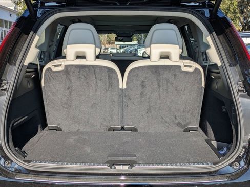New 2026 Volvo XC90 T8 Ultra w/ Lounge Package AWD/4WD image 13