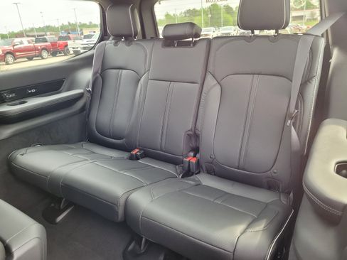 New 2025 Jeep Grand Wagoneer Series II Obsidian w/ Quick Order Packagew 28T image 12