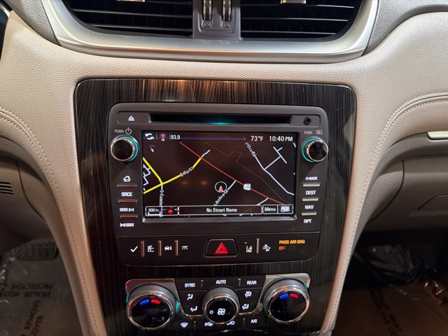 Used 2015 Chevrolet Traverse LTZ AWD/4WD image 17