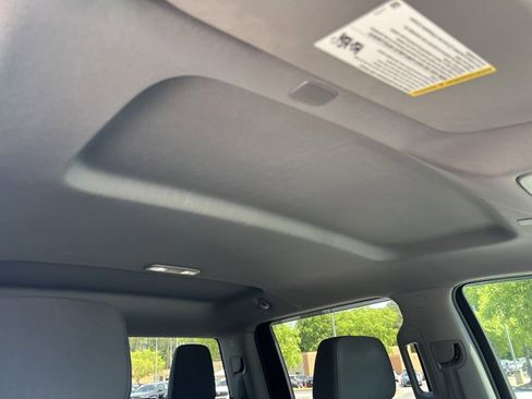 Used 2021 Chevrolet Silverado 1500 Custom image 25