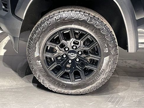 Used 2023 Chevrolet Colorado Trail Boss w/ Advanced Trailering Package image 17