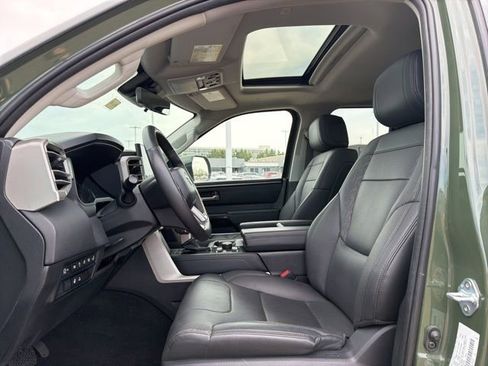 Used 2022 Toyota Tundra Limited image 9