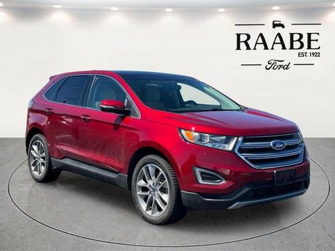 Used 2018 Ford Edge Titanium w/ Equipment Group 301A AWD/4WD image 2