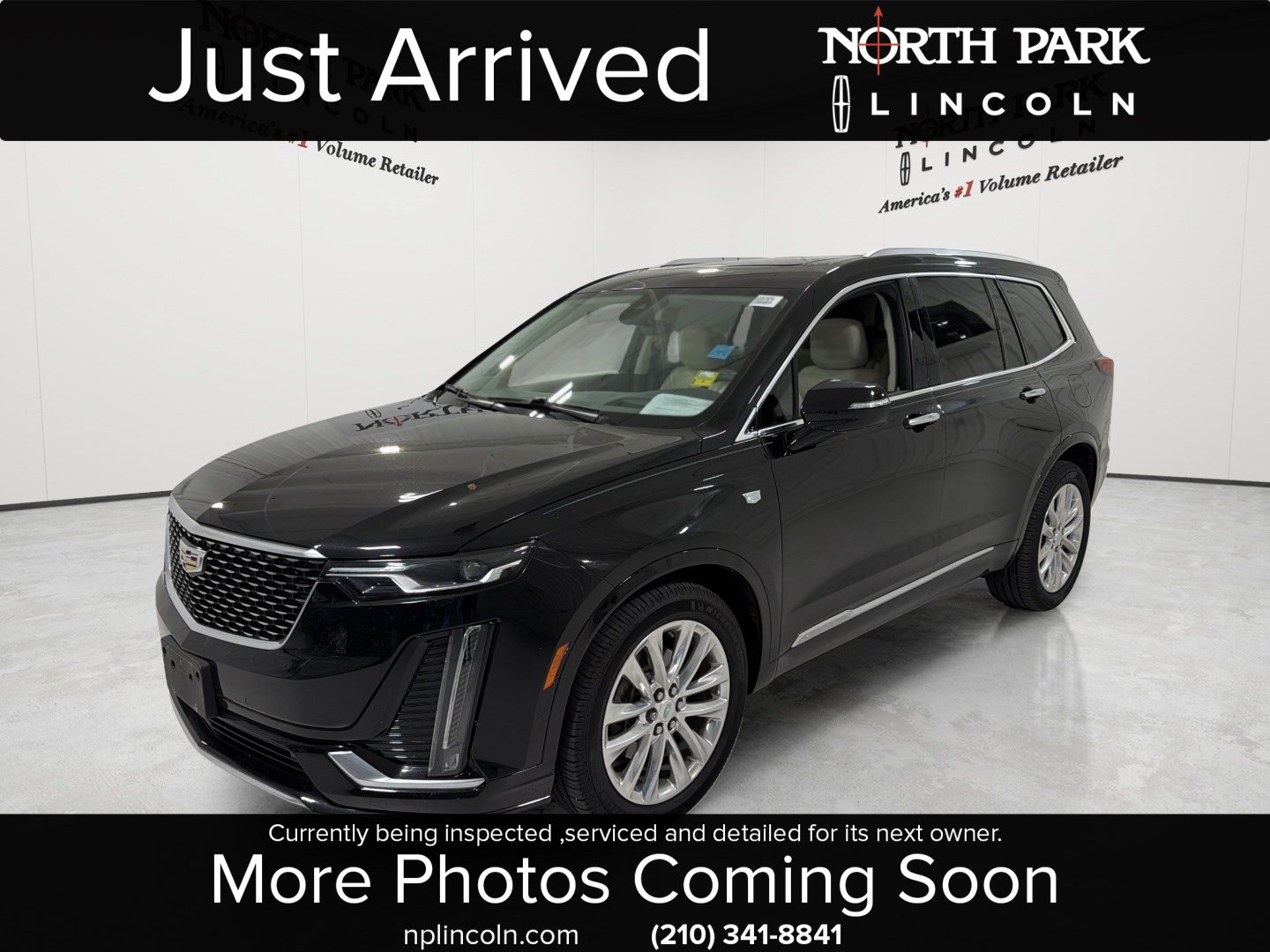 Used 2020 Cadillac XT6 Premium Luxury FWD image 1