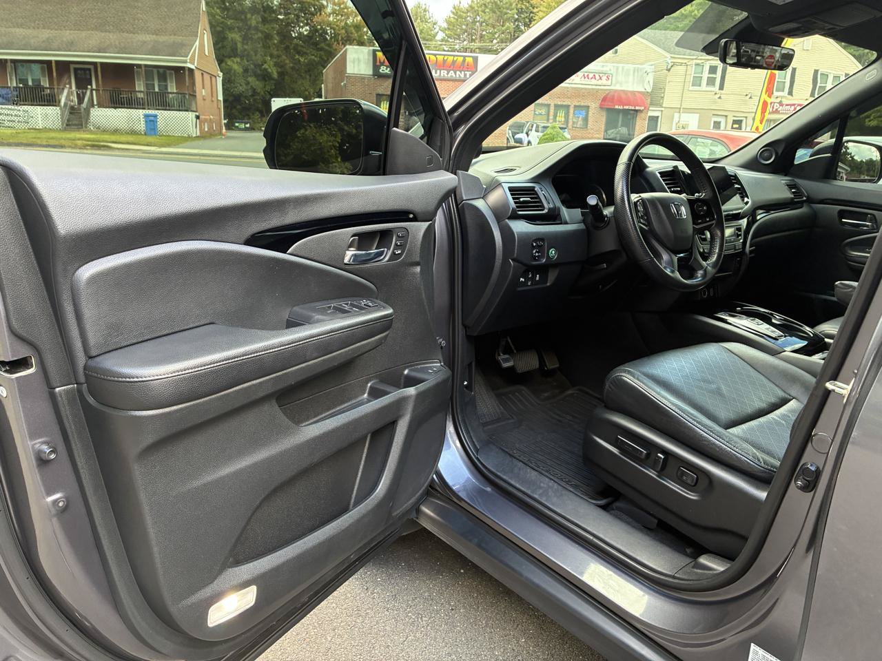 Used 2019 Honda Passport Touring image 9