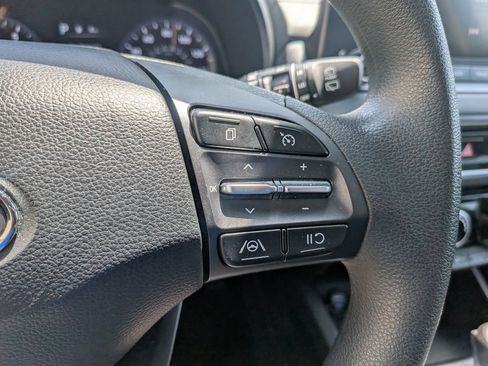 Certified 2023 Hyundai Kona SEL AWD/4WD image 25