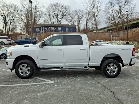 Used 2024 RAM 2500 Big Horn w/ Sport Appearance Package image 6