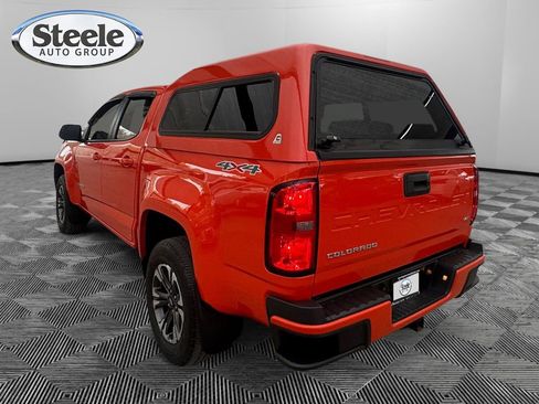 Used 2021 Chevrolet Colorado LT w/ LT Convenience Package image 3