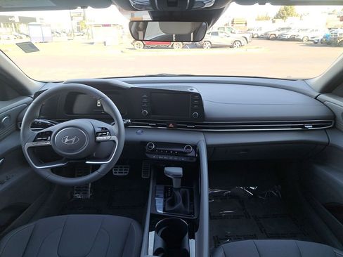 New 2026 Hyundai Elantra SEL Sport Premium FWD image 18