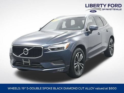 Used 2021 Volvo XC60 T5 Momentum w/ Protection Package Premier FWD image 1