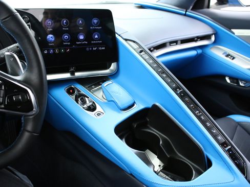 Used 2023 Chevrolet Corvette Stingray Premium Cpe w/ Z51 Performance Package RWD image 20