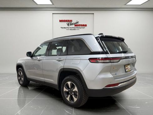 Used 2024 Jeep Grand Cherokee Limited 4xe AWD/4WD image 3