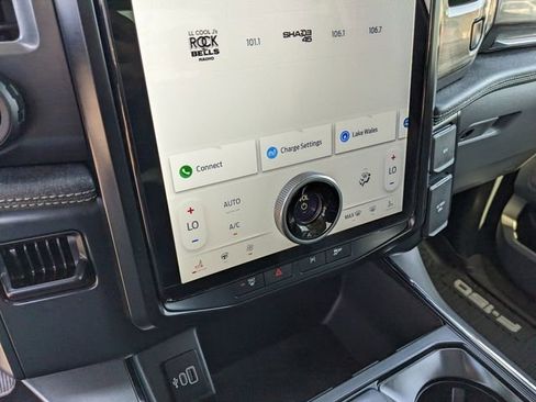 Used 2025 Ford F150 Lightning Flash image 24