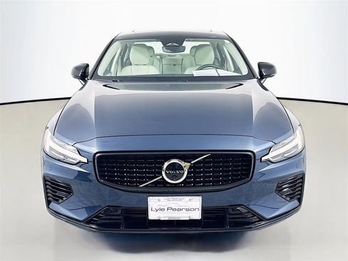 Used 2024 Volvo S60 T8 Ultimate w/ Climate Package image 6