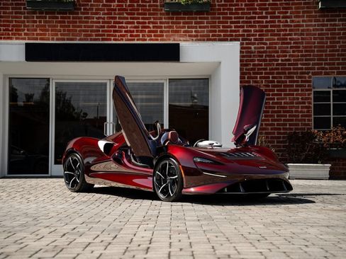 Used 2021 McLaren Elva RWD image 21