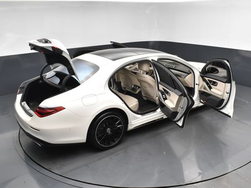 Used 2023 Mercedes-Benz S 500 4MATIC image 28