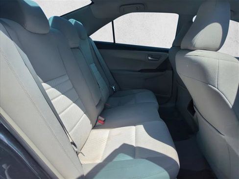 Used 2017 Toyota Camry LE FWD image 22