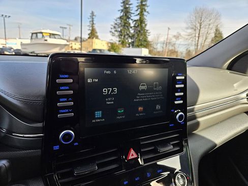 Used 2020 Hyundai Ioniq Blue image 19