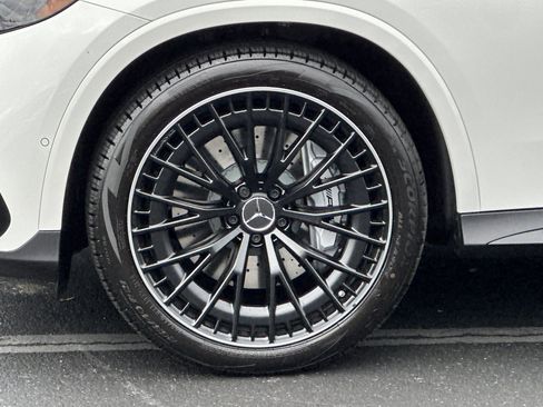 New 2026 Mercedes-Benz GLC 43 AMG 4MATIC Coupe image 26