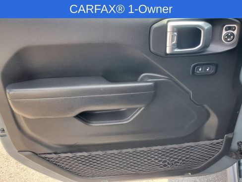 Used 2024 Jeep Wrangler Unlimited Rubicon AWD/4WD image 14