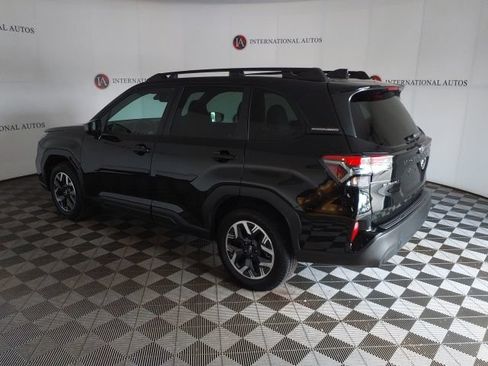 Used 2026 Subaru Forester Premium AWD/4WD image 7