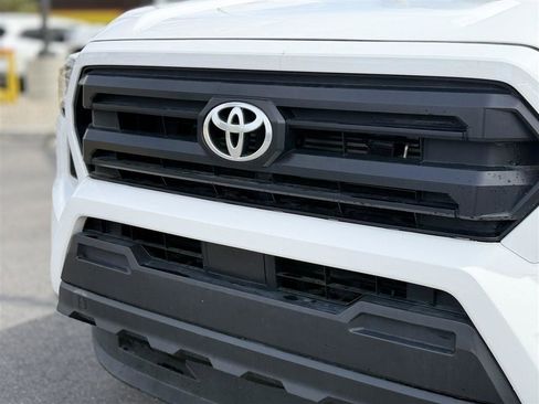 Used 2024 Toyota Tacoma SR5 AWD/4WD image 16