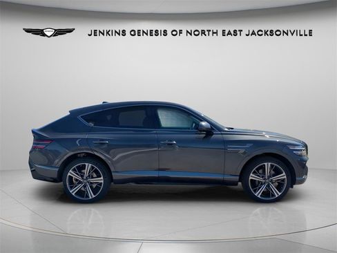 Used 2025 Genesis GV80 3.5T e-SC image 6