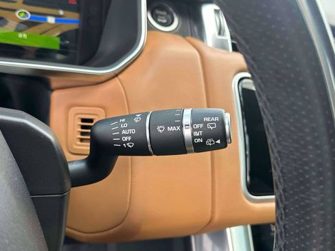 Used 2018 Land Rover Range Rover Sport Supercharged AWD/4WD image 26