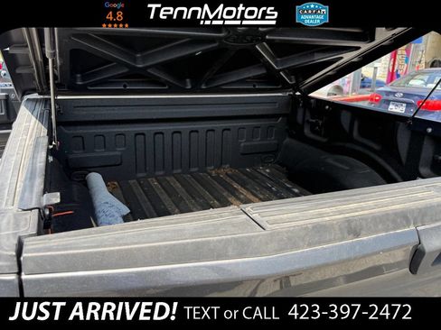 Used 2017 Ford F150 XLT w/ Equipment Group 302A Luxury AWD/4WD image 14