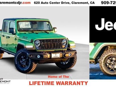New 2025 Jeep Gladiator Willys