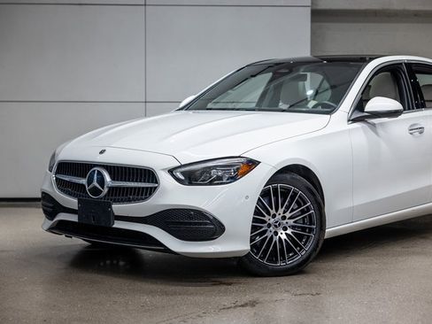 Used 2025 Mercedes-Benz C 300 4MATIC Sedan image 13