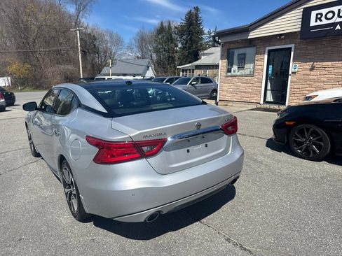 Used 2016 Nissan Maxima Platinum image 12