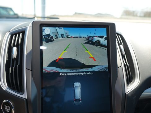 Used 2024 Ford Edge SEL w/ Convenience Package image 32