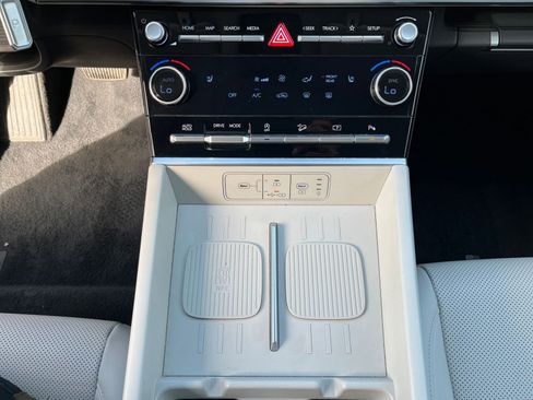 Used 2025 Hyundai Santa Fe SEL image 45