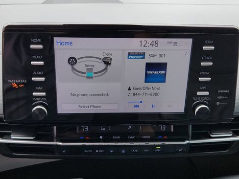 Used 2021 Toyota Sienna XLE FWD image 18