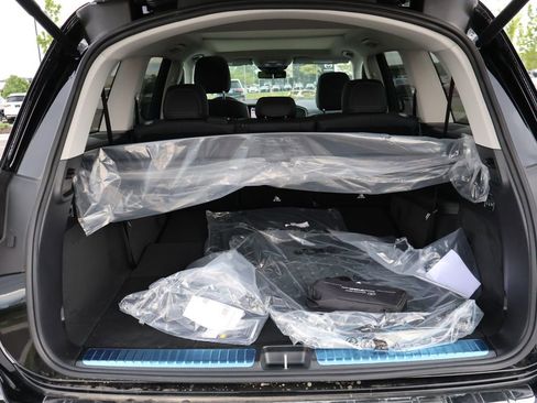 New 2026 Mercedes-Benz GLS 450 4MATIC image 15