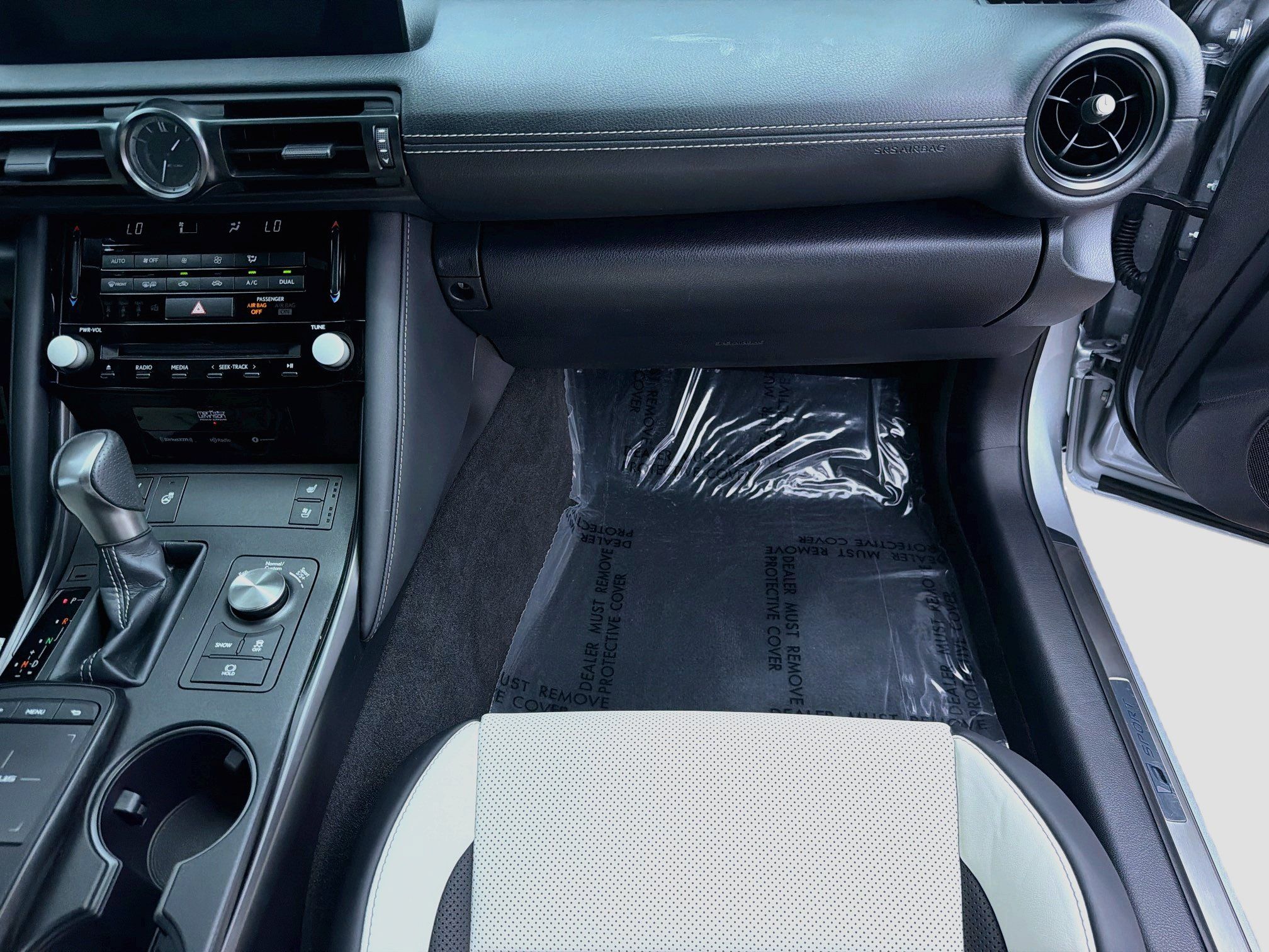 Used 2025 Lexus IS 500 w/ Accessory Package 2 RWD image 15