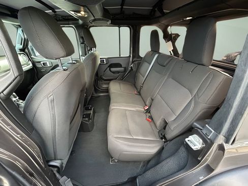 Certified 2022 Jeep Wrangler Unlimited Sport image 19