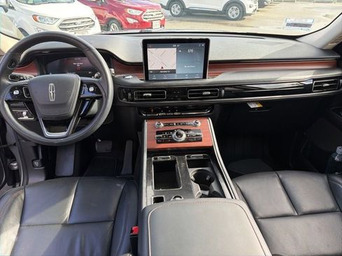 Used 2022 Lincoln Aviator Reserve image 18