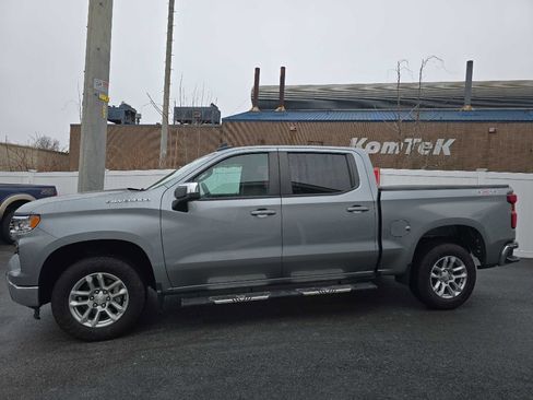 Used 2023 Chevrolet Silverado 1500 LT image 12