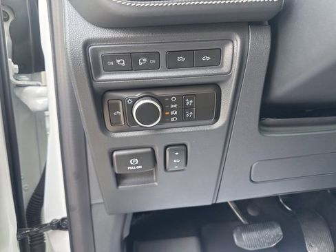 Certified 2024 Ford F150 Lightning Platinum image 25