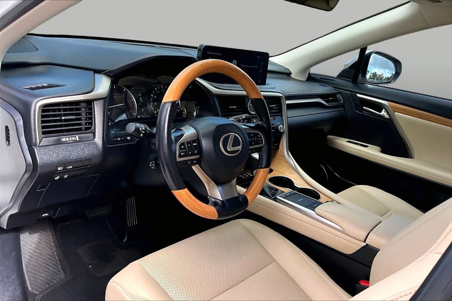 Used 2022 Lexus RX 350L FWD w/ Premium Package image 18