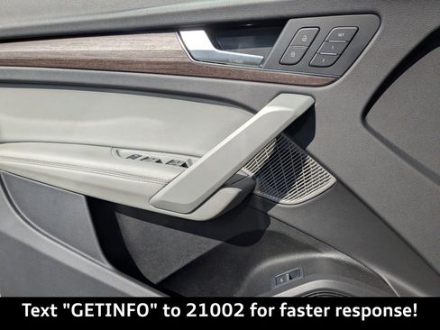 Certified 2024 Audi Q5 2.0T Premium Plus image 28