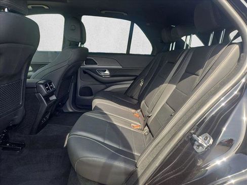 Certified 2025 Mercedes-Benz GLE 450 4MATIC image 19