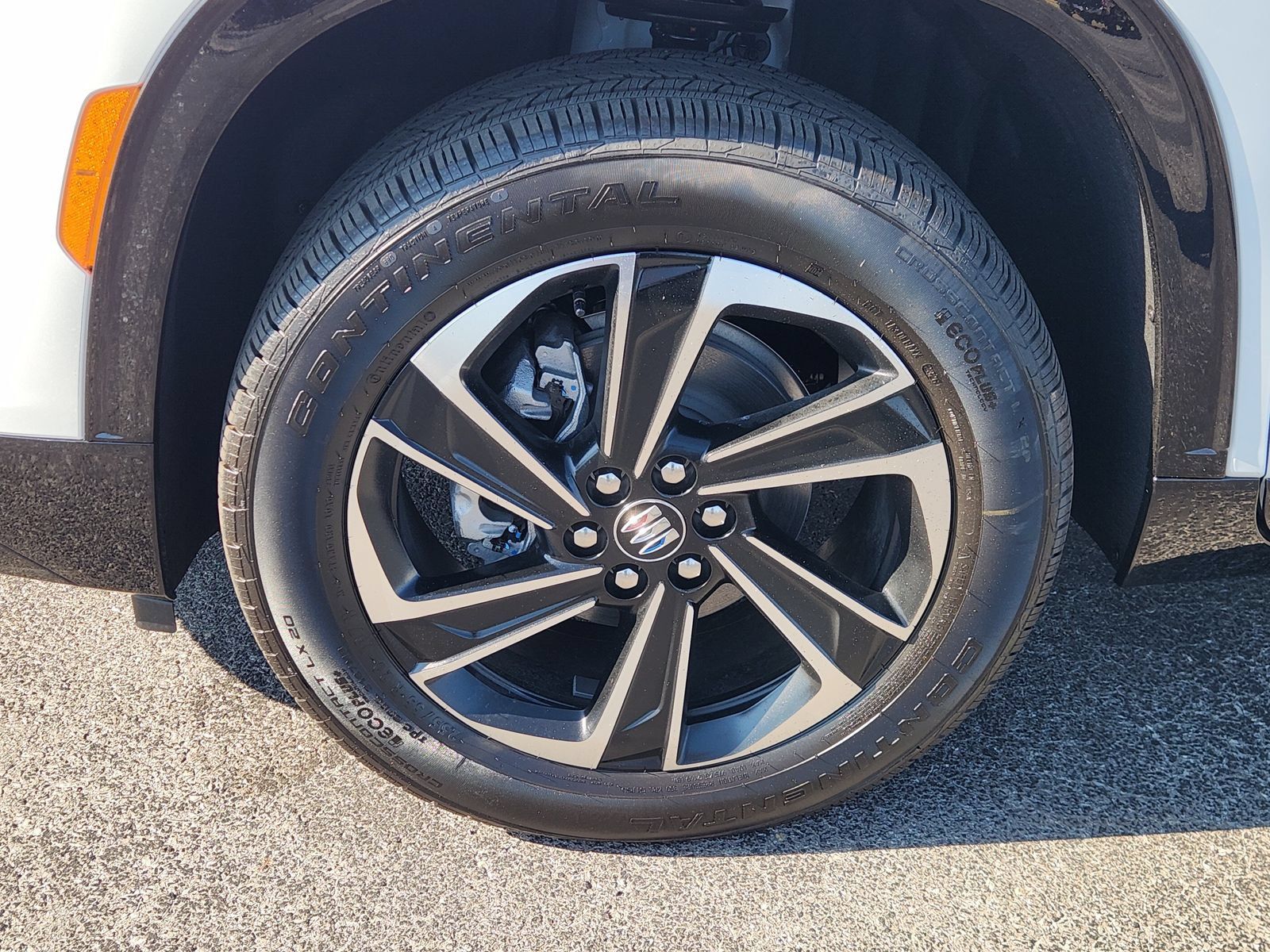 New 2027 Buick Enclave Sport Touring w/ Power Package FWD image 13