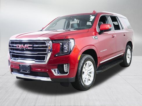 Used 2022 GMC Yukon SLT w/ SLT Premium Package AWD/4WD image 3